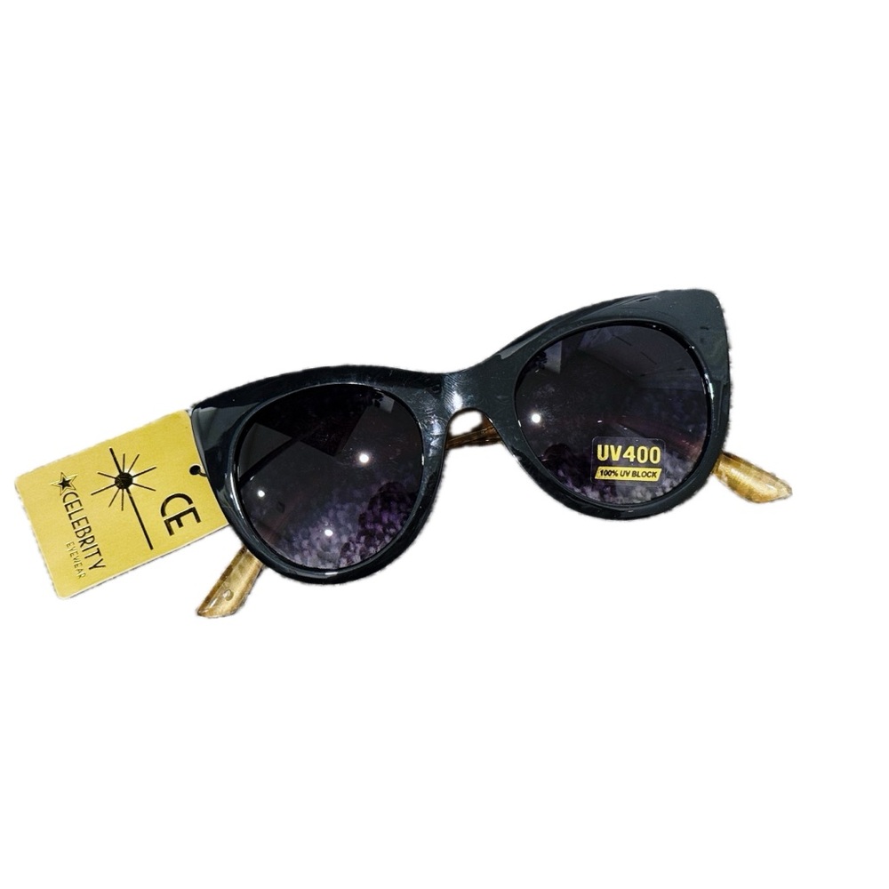 Celebrity Eyewear Cat Eye Sunglasses in Black/Leopard